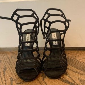 Steve Madden caged heel size 5